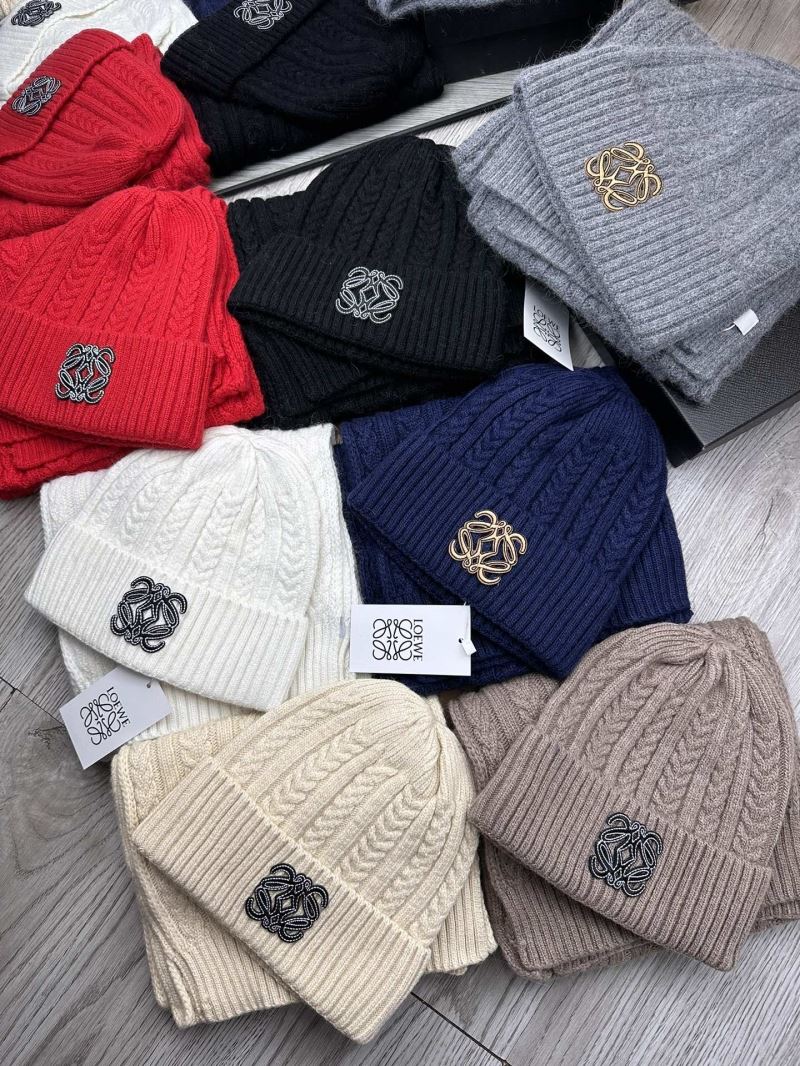 Loewe Caps Scarfs